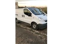 vauxhall vivaro breakers near me